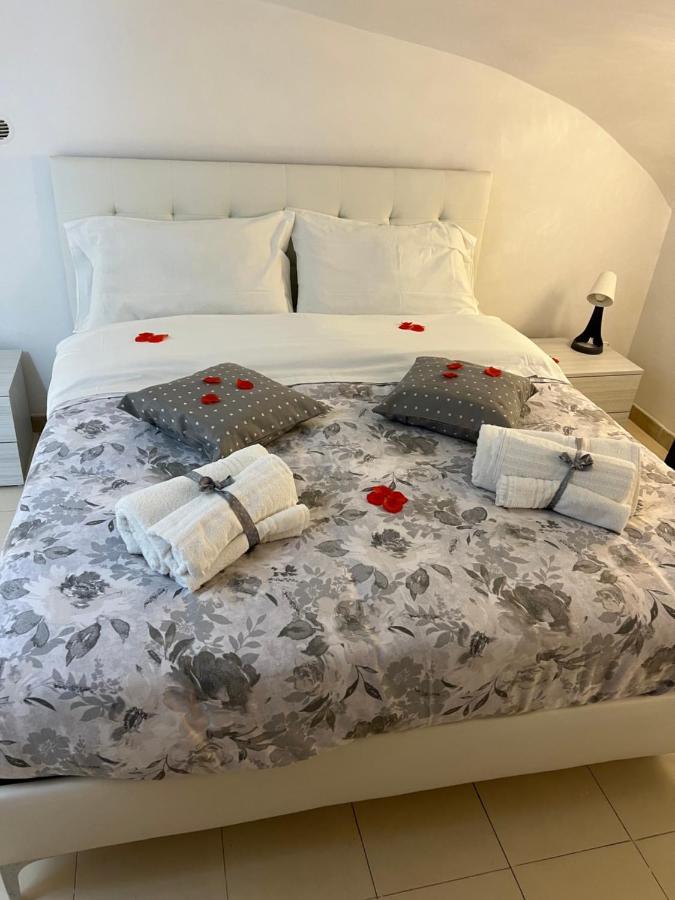 Petite Suite Наполи Екстериор снимка