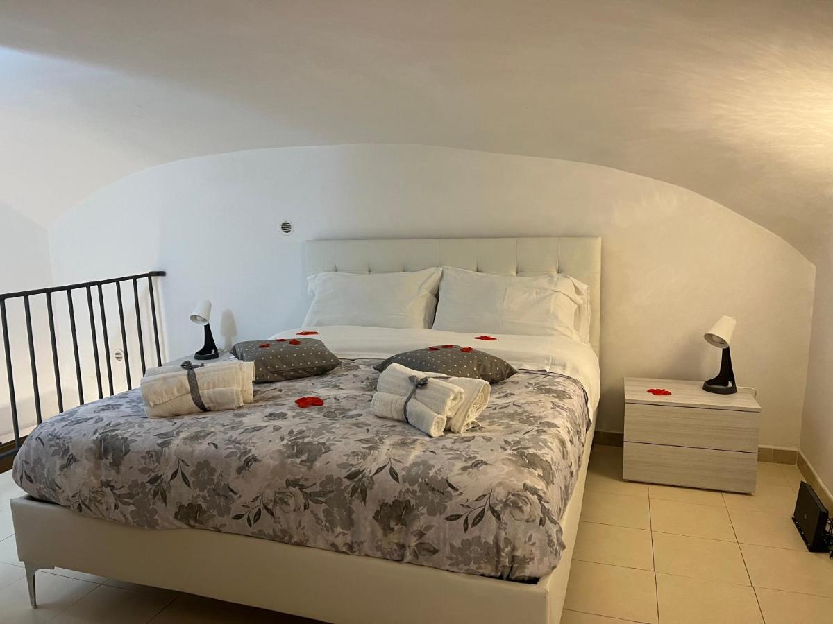 Petite Suite Наполи Екстериор снимка