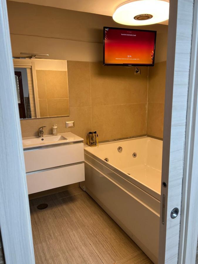 Petite Suite Наполи Екстериор снимка