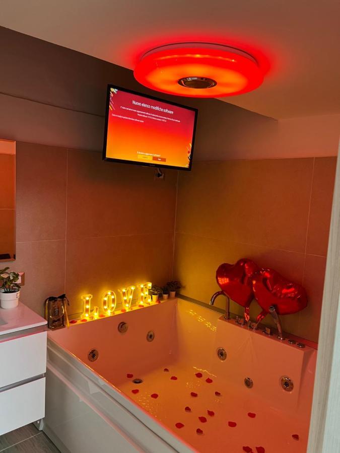 Petite Suite Наполи Екстериор снимка